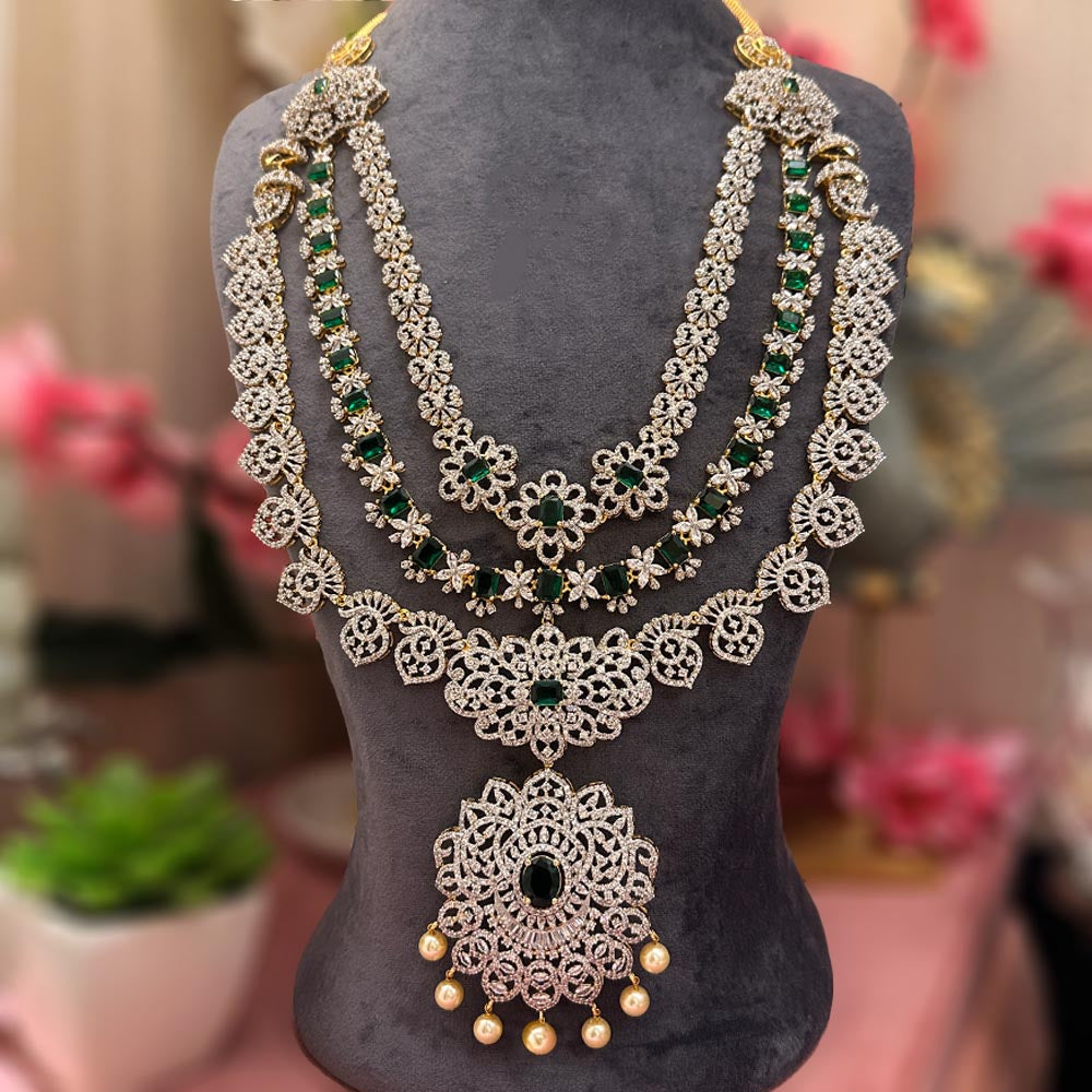 Regal Pearl Necklace Set